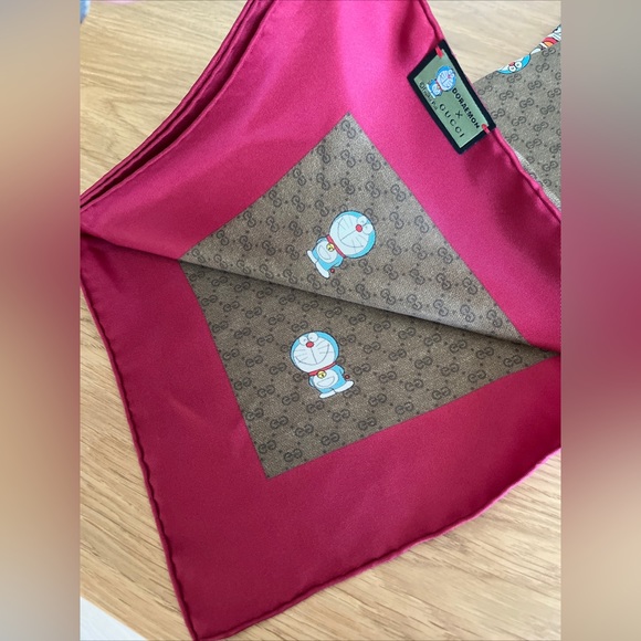 Doraemon 50 year collaboration with Gucci brand new collectible Limited edition - Picture 3 of 6